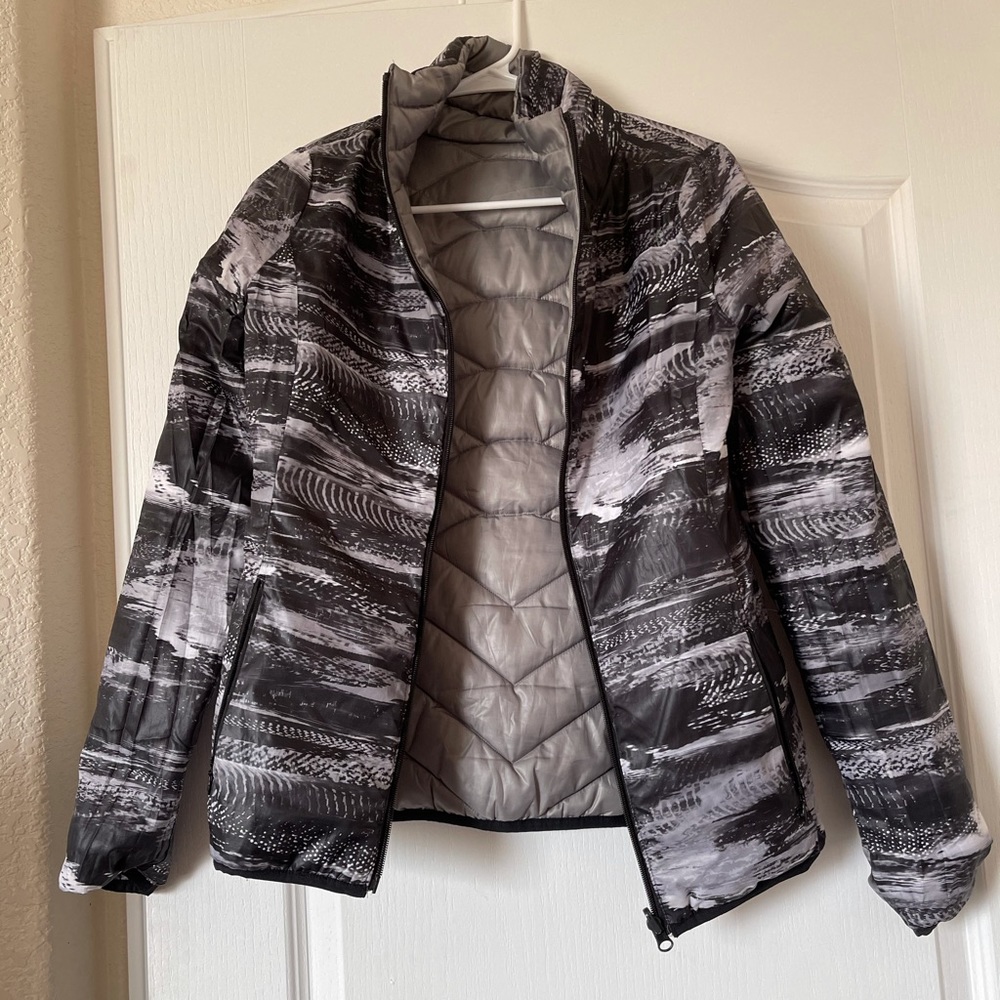 Jacket - Picture 2 of 4